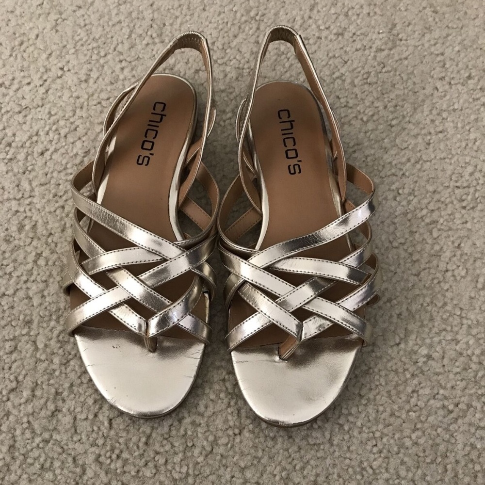 Chico's gold flat sandals - womens 5.5 - Picture 2 of 4